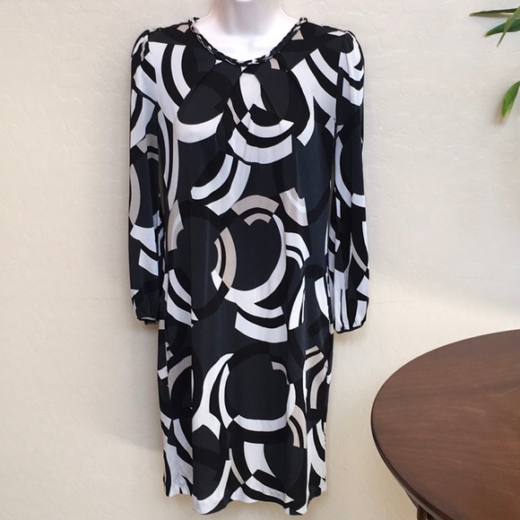 Banana Republic Dresses & Skirts - Banana Republic Silk blend Dress Size S